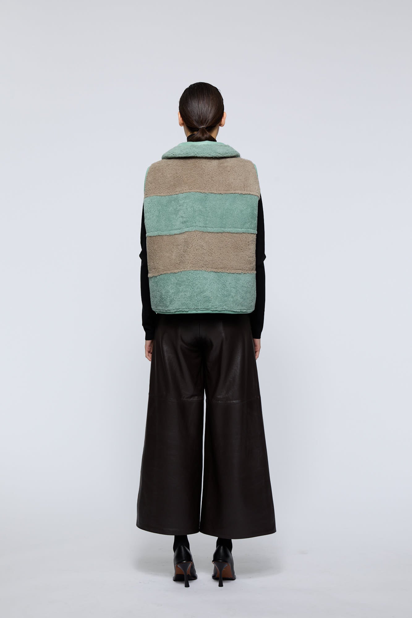 Iris Vest Reversible