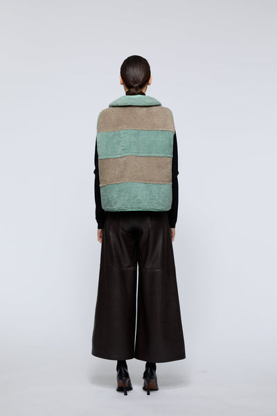 Iris Vest Reversible Ready-to-Ship