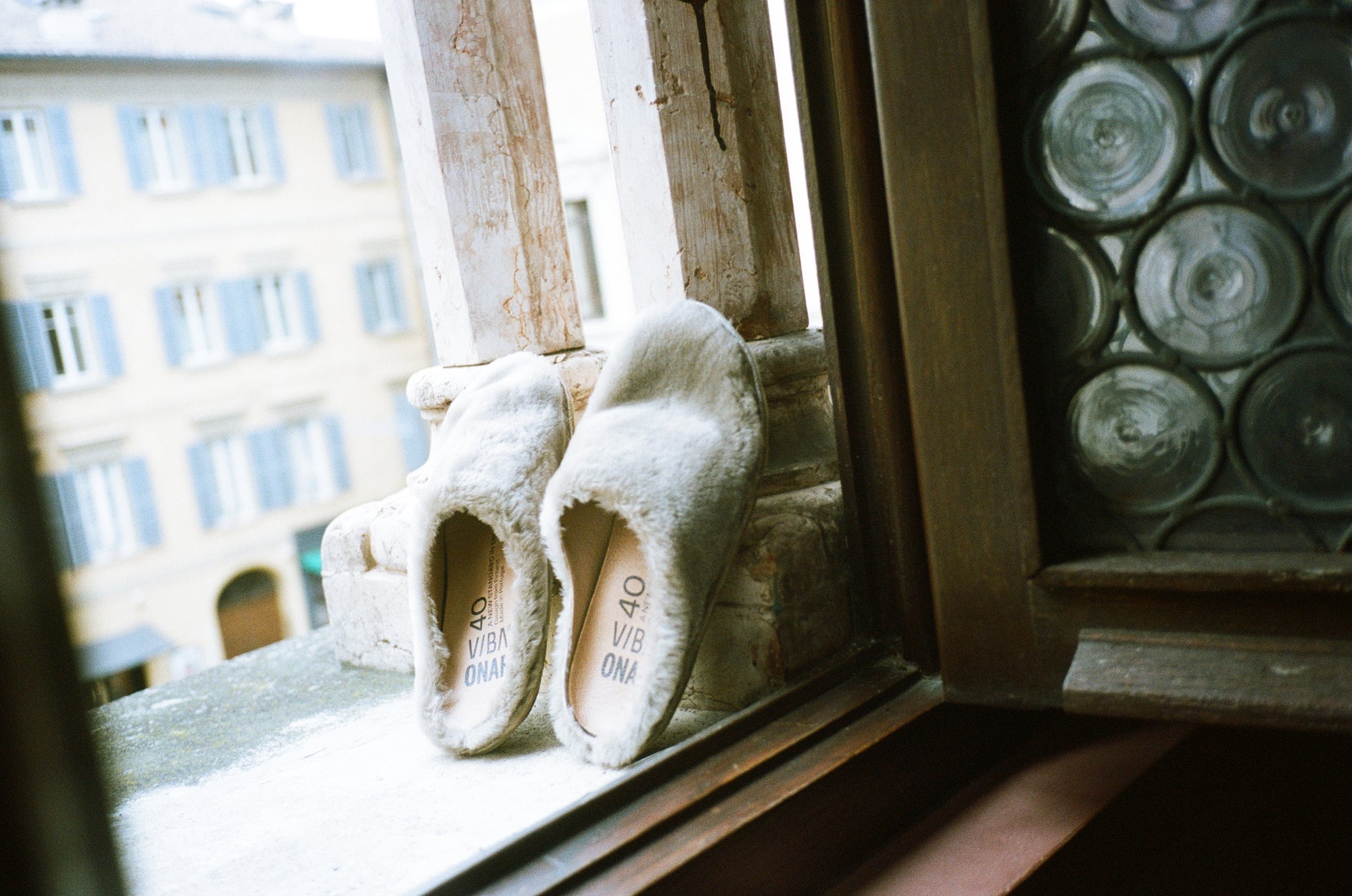 オーラスリッポン