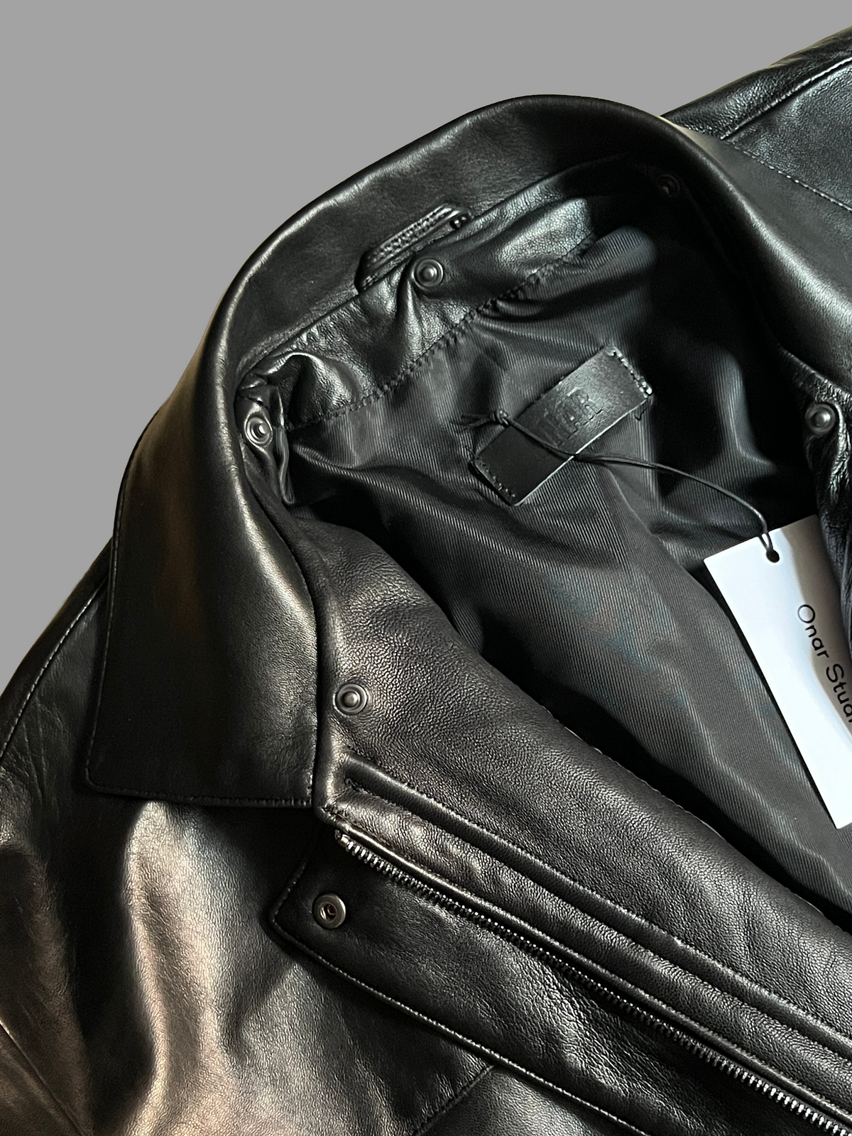 Joy x Zoe Bomber with detachable collar