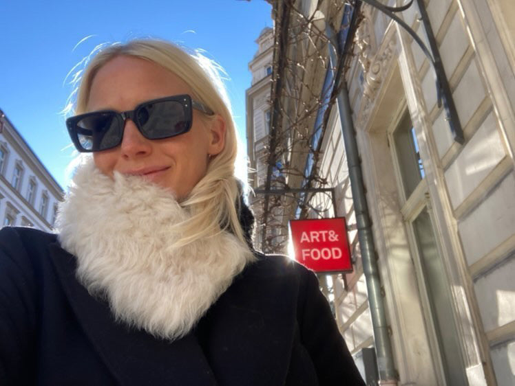 ARIADNE カラー ブラック＆アイボリー